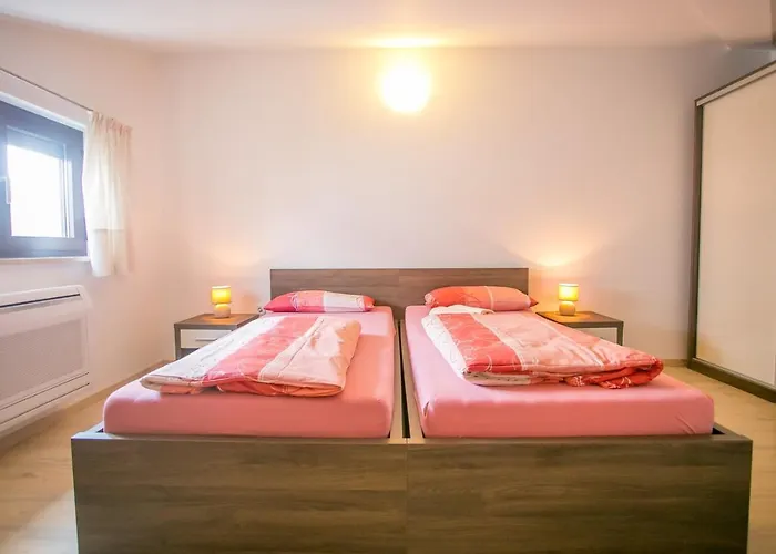 Sara 게스트하우스 3*